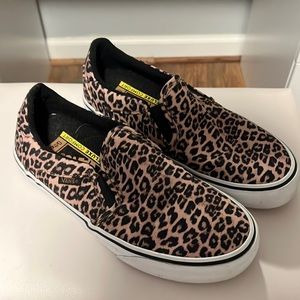 Cheetah print vans size 7